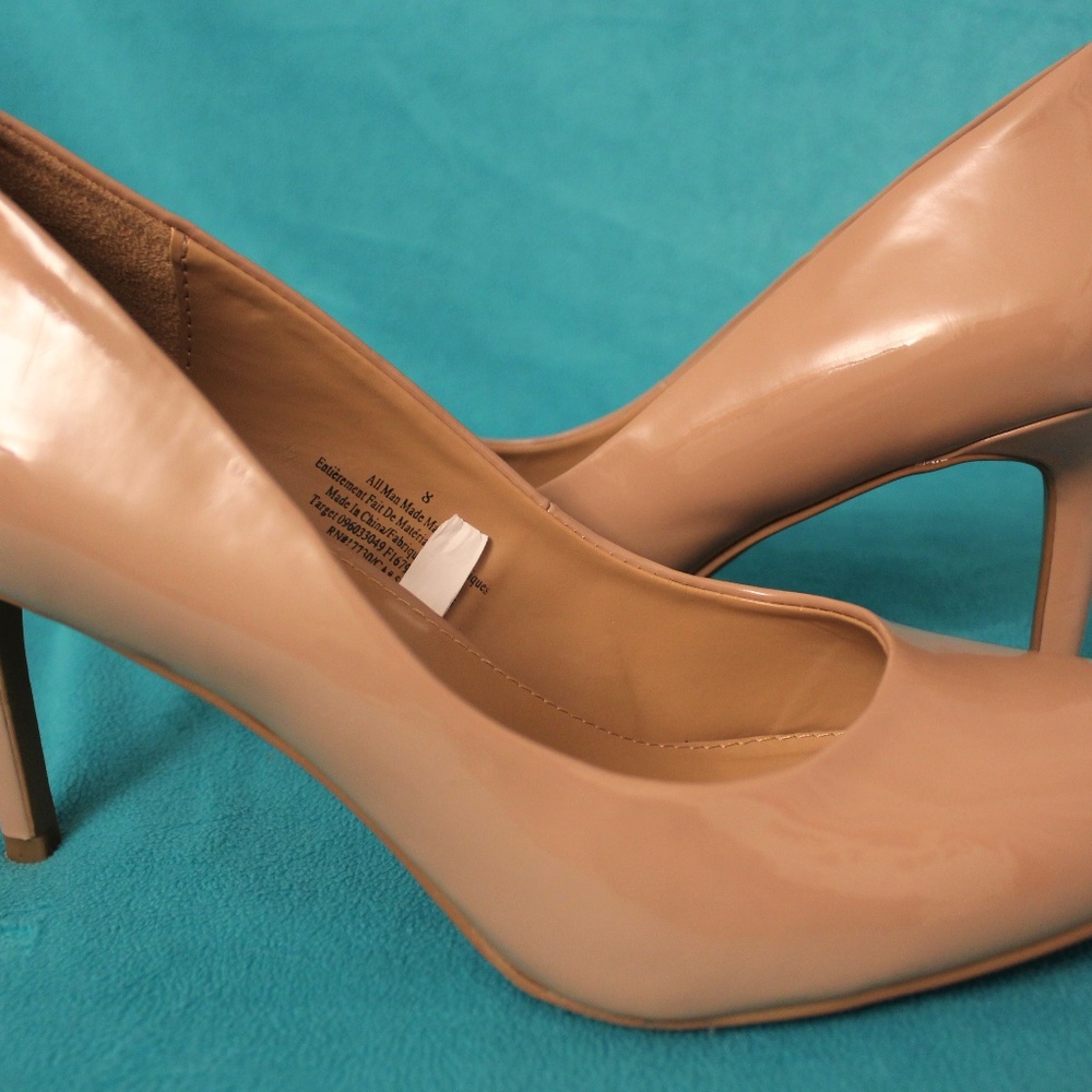 Merona Shoes. Size 8. In Mint Condition. Patent